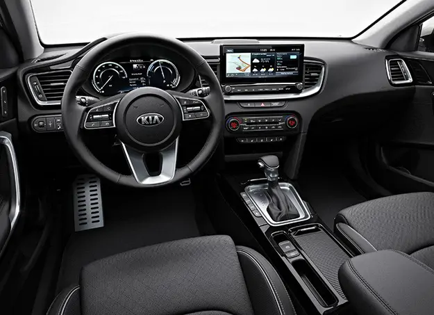 Amplitude-Auto-Kia-Ceed-SW