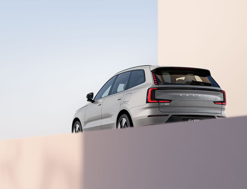 Amplitude-Auto-Volvo-EX90